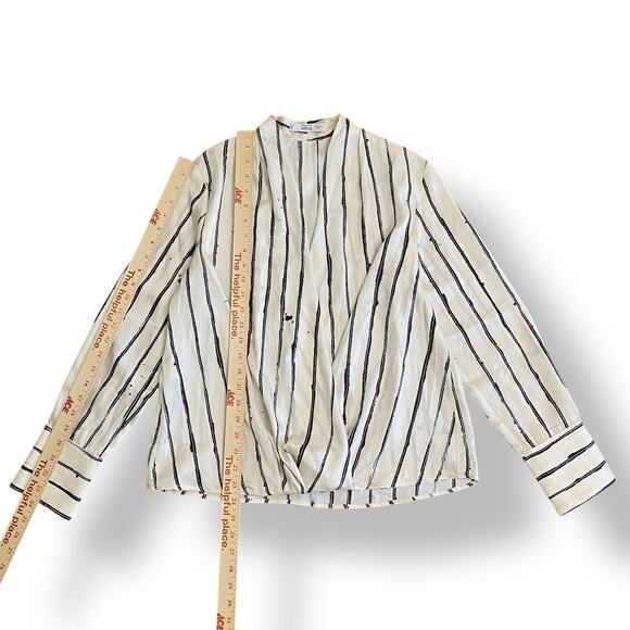 Mango NWOT Striped Wrap Blouse Womens Size 6 White Business‎ Preppy - Picture 3 of 10